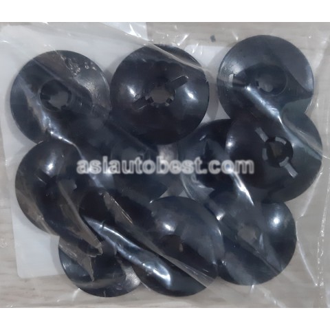 Nút bịt thân xe Hyundai Grand i10 17