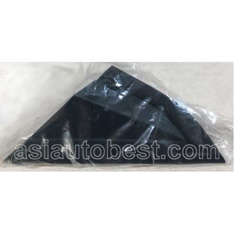 Ốp tam giác cửa bên trái Hyundai Accent 18