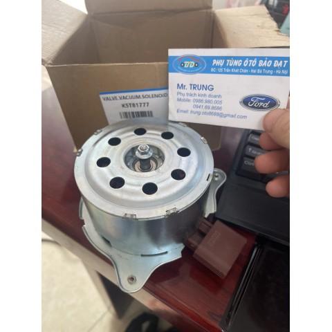 Mô tơ quạt két nước Ford Fiseta 2015